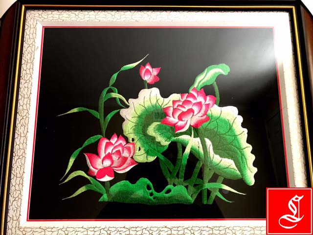 traditional-embroidery-lotus-of-great-thing traditional-embroidery-lotus-of-great-thing