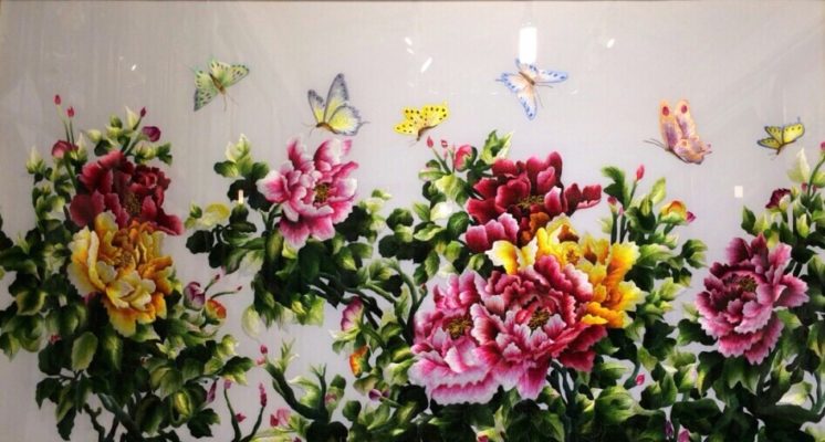 Tranh thêu tay truyền thống mẫu đơn 8 bông