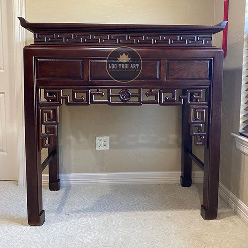 ban-tho-hien-dai-dang-duoc-ua-chuong-nhat-cho-chi-khach-tai-longview-texas-loctroiart_com