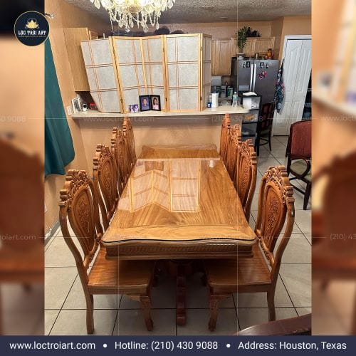 bo-ban-an-tam-ghe-vua-duoc-doi-ngu-nhan-vien-ship-truc-tiep-cho-chu-khach-o-florida-loctroiart_com